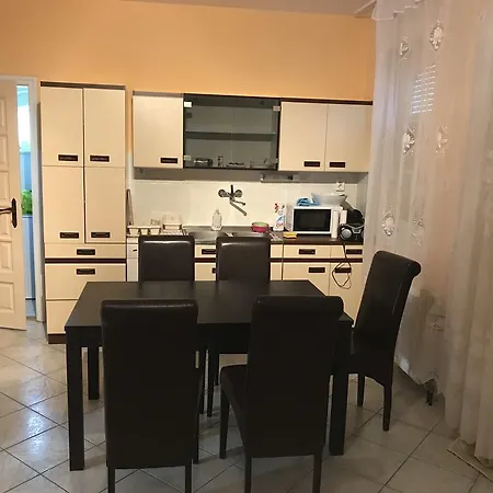 Apartament Csilla Apartman